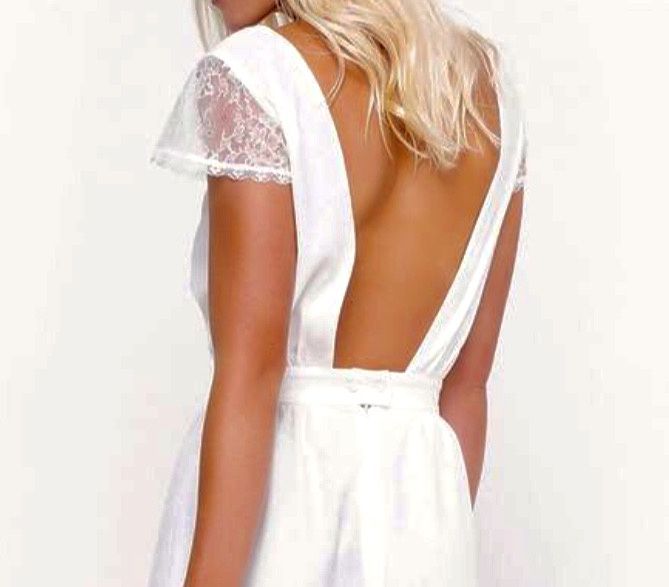 Robe dos nu