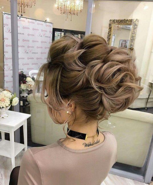 Dites-moi quelle COIFFURE vous aimez et je vous dirai quel type de mariée vous êtes - 1