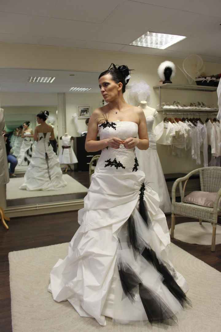 ROBE COIFFURE MAQUILLAGE