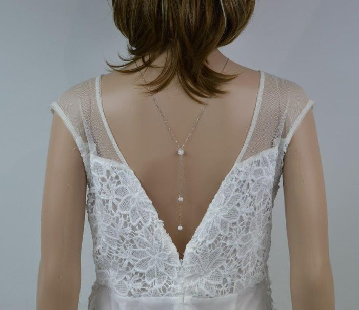 a vos collier... - 1