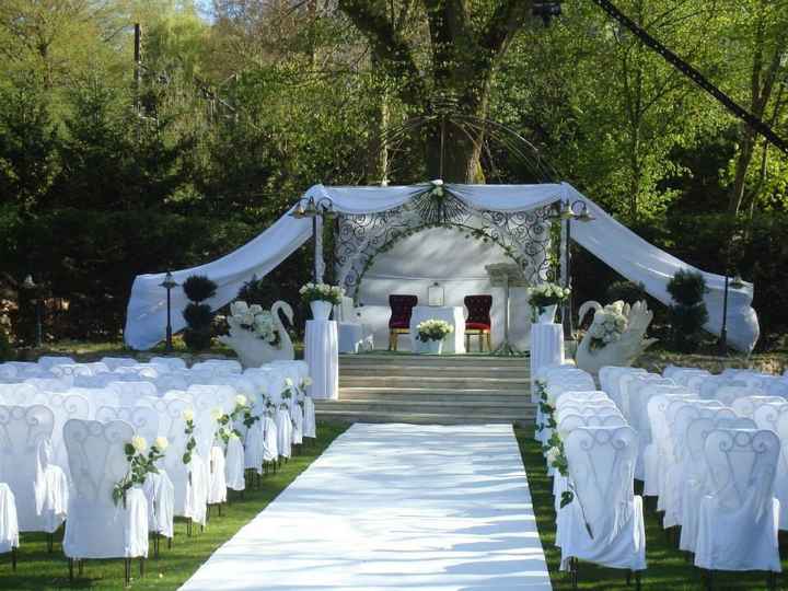 Mariage au manoir des cygnes salle du coudray montceaux - 1
