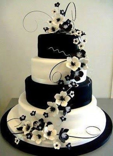 Je pense avoir trouvé notre futur gâteau de mariage