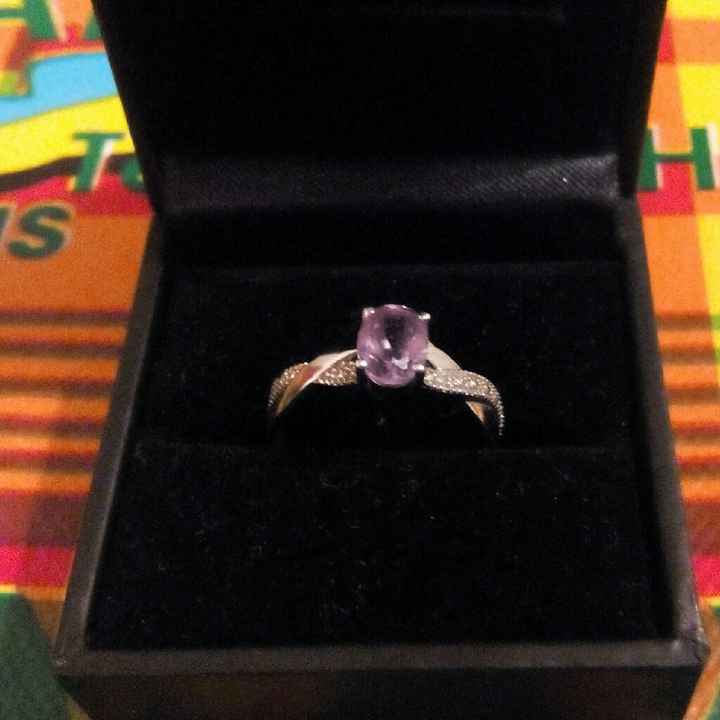 Le solitaire : bague de fiançailles ou alliance? - 1