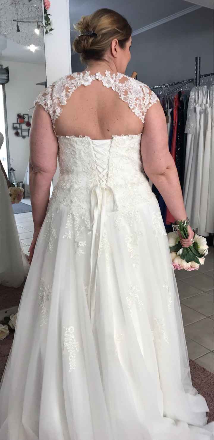 Mariée grande taille - 1