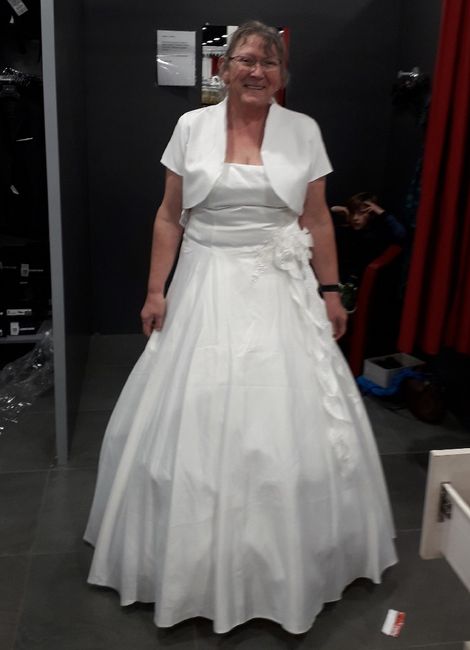 Quel style adoptes-tu pour la robe ? 🔥 1