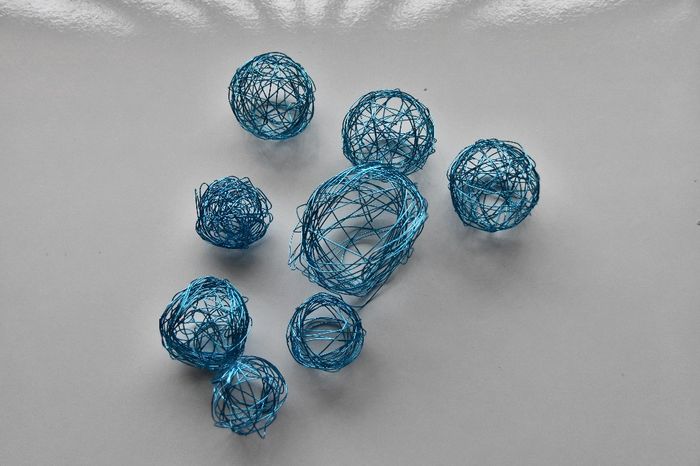 boules de fil bleu turquoise métallique pour déco florale