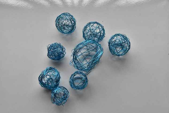 boules de fil bleu turquoise métallique pour déco florale