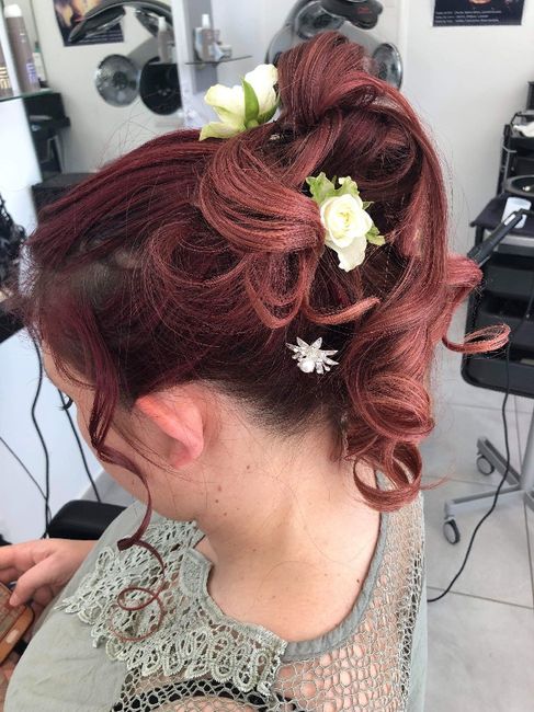 Précieuse ramenée et ébauche de coiffure - 3