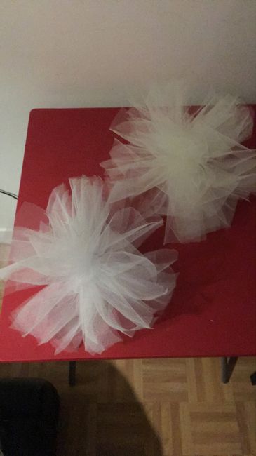diy Tulle (pompons et noeuds voitures) 1