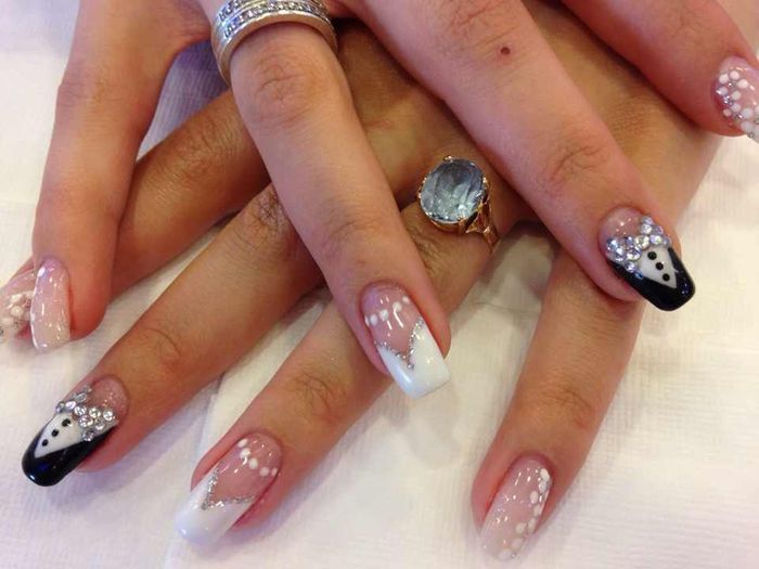 Votre mariage en couleur : le nail art ! - 1
