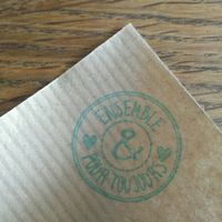 Un peu de kraft,un tampon et du masking tape - 2