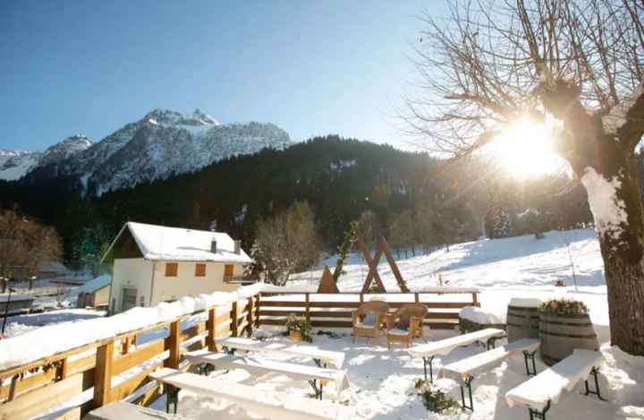 Petit mariage intime en Hiver - 1