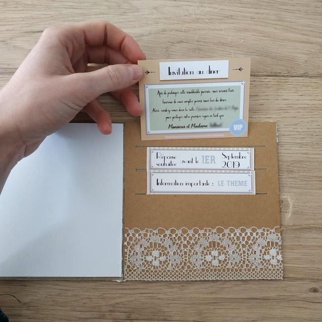 Cartons d'infos supplémentaires