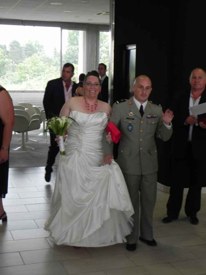 A la sortie de la salle des mariage, nous sommes mariés