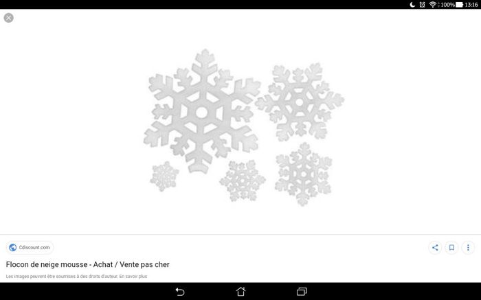 Flocons de neige en mousse