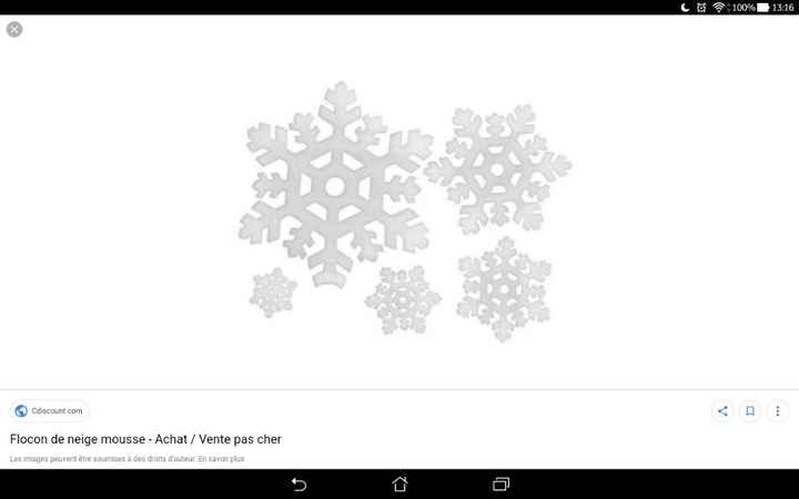 Flocons de neige en mousse