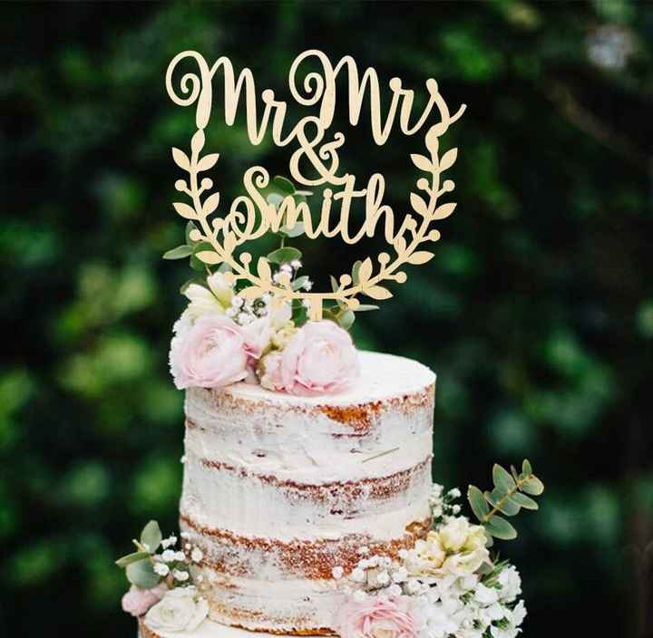 Cake topper