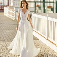 Ma robe est vraiment de toute beauté, enfin pour moi. Je suis satisfait de mon choix.