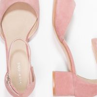 La robe ok mais les chaussures ??? 🤔 - 1