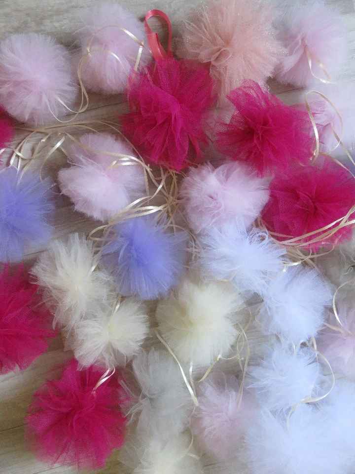 Pompons de tulle