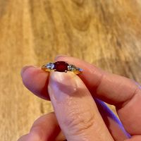 Ta bague de fiançailles sur le Pinterest de Mariages.net ça t'intéresse ? ❤️ - 1