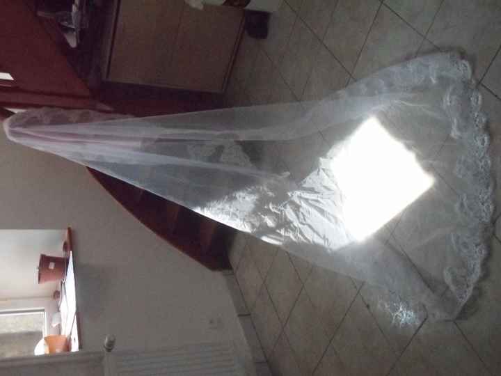 Voile blanc à vendre