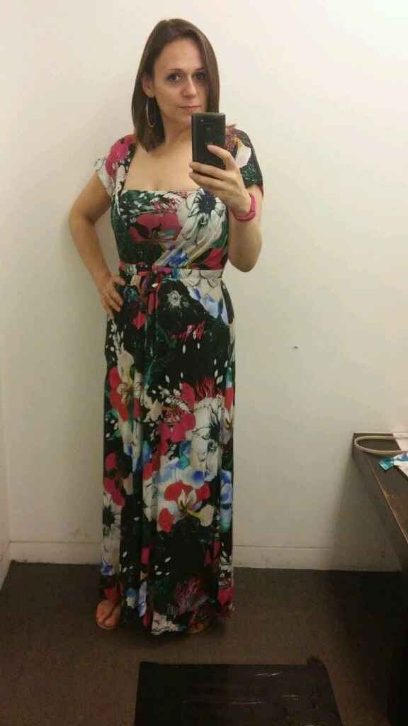 Pour moi, c'est pas la robe du lendemain. c'est la robe de la veille - 2