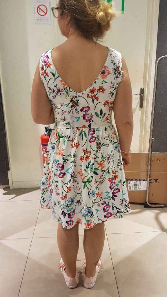 Tenue du lendemain de mariage ... - 1
