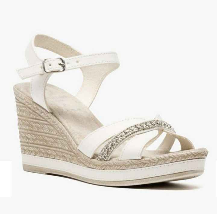 Chaussures compensées très confortables et élégantes - 1