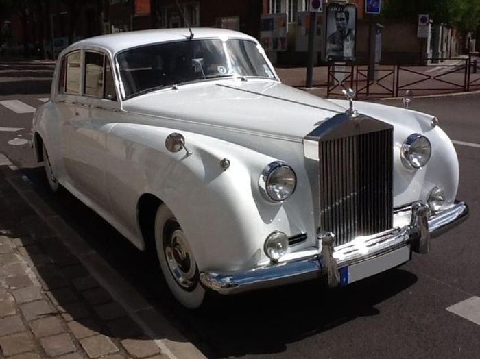 La voiture choisi Rolls de 1955