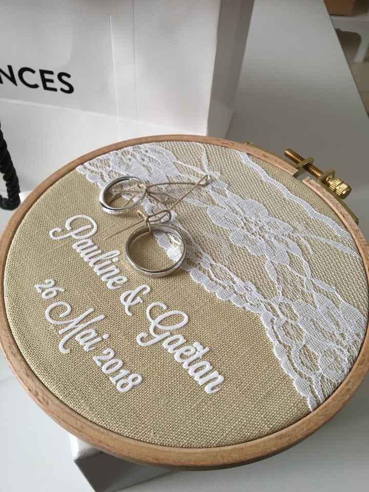 Petites photos Porte alliance &à livre d'or - 1