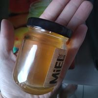 Contenance pot miel cadeau et marque place - 1