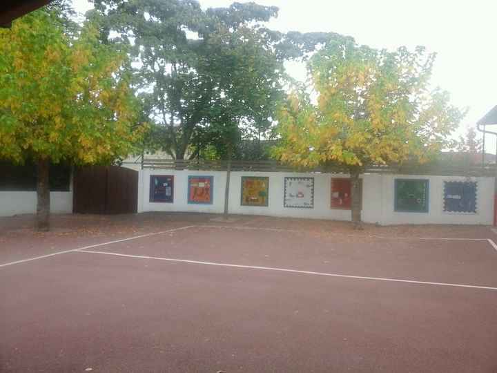 Salle et cour - 2