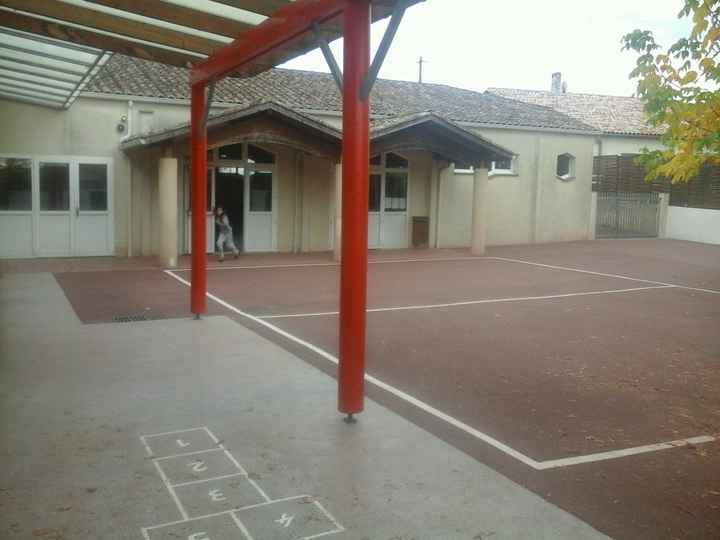 Salle et cour - 3