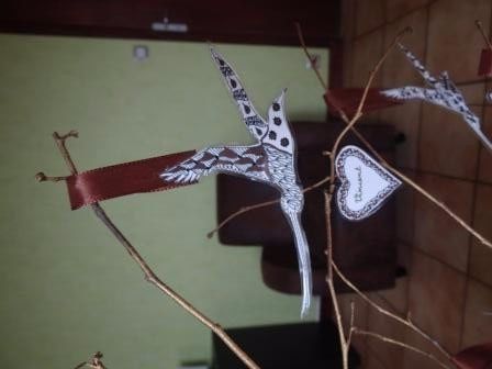 oiseau paille en queue avec le nom des invités