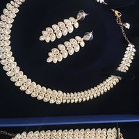 Boucles d'oreilles ?? - 1