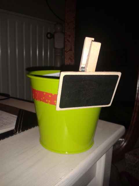 Nos pot pour les tables