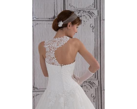 Votre avis sur ces boucles d'oreilles chandelier en vente en ce moment sur ventes privées :) - 1