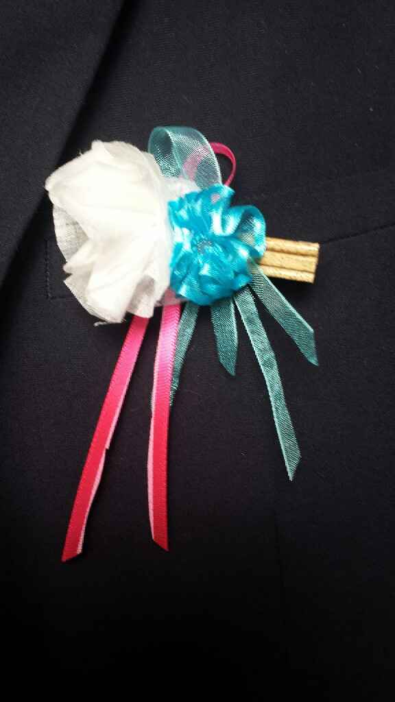 Boutonnière diy fleurs en tissu et rubans - 2