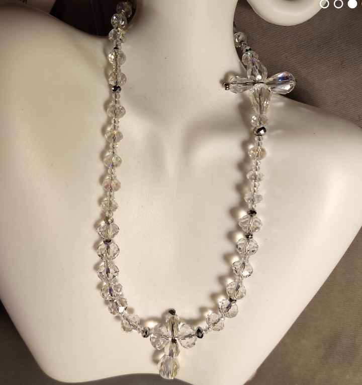 Collier CRISTAL fait main modèle unique, ANNYA Creation- tel- 06 37 67 95 52