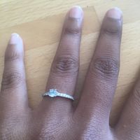 Et vous à quoi ressemble votre bague de fillancailles ? - 1