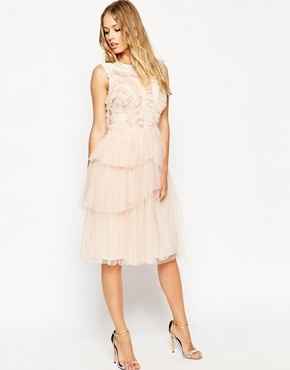 robe lendemain asos