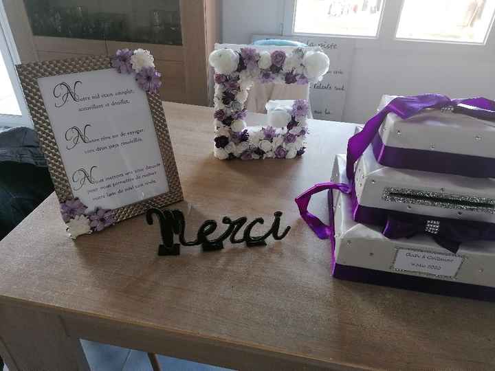 Essaie table urne et livre d'or.. - 2