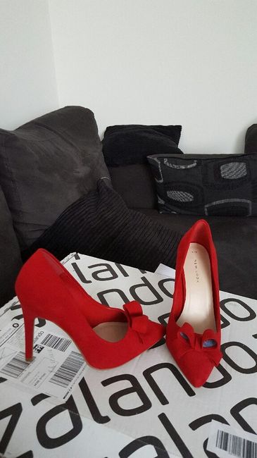 A la recherche des mes chaussures rouges - 1