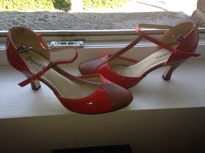 Problème chaussures orange - 2