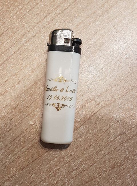 Briquets personnalisés 2