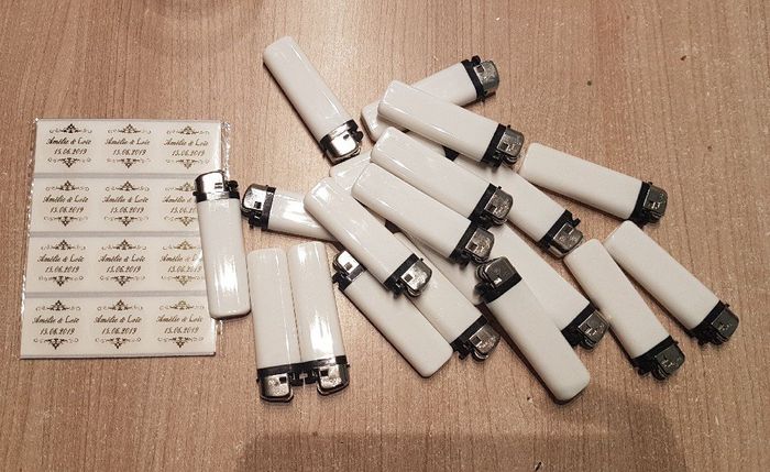 Briquets personnalisés 4