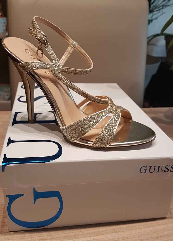 Les chaussures 👠 - 1