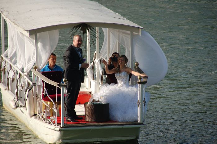 Arrivée en barque