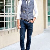 Le costume du marié : Blanc, nude ou coloré ? - 1